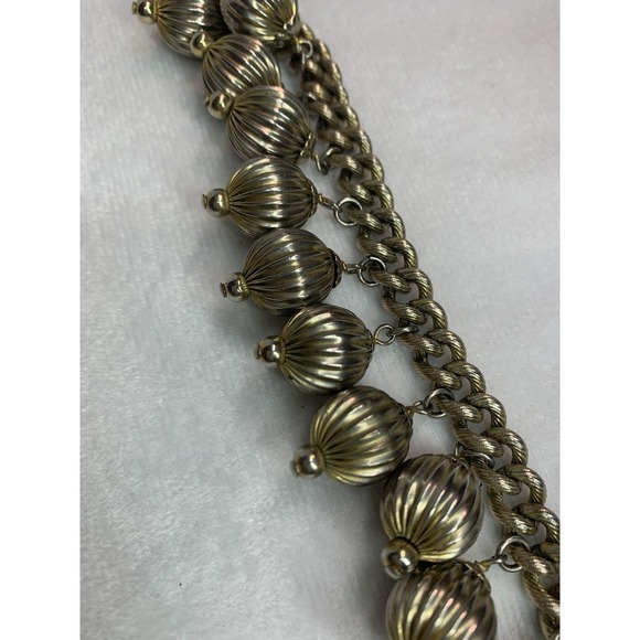 VINTAGE 1950's Gold Tone Chunky Ball Bracelet Dangles Rare Napier Tag - Picture 4 of 4